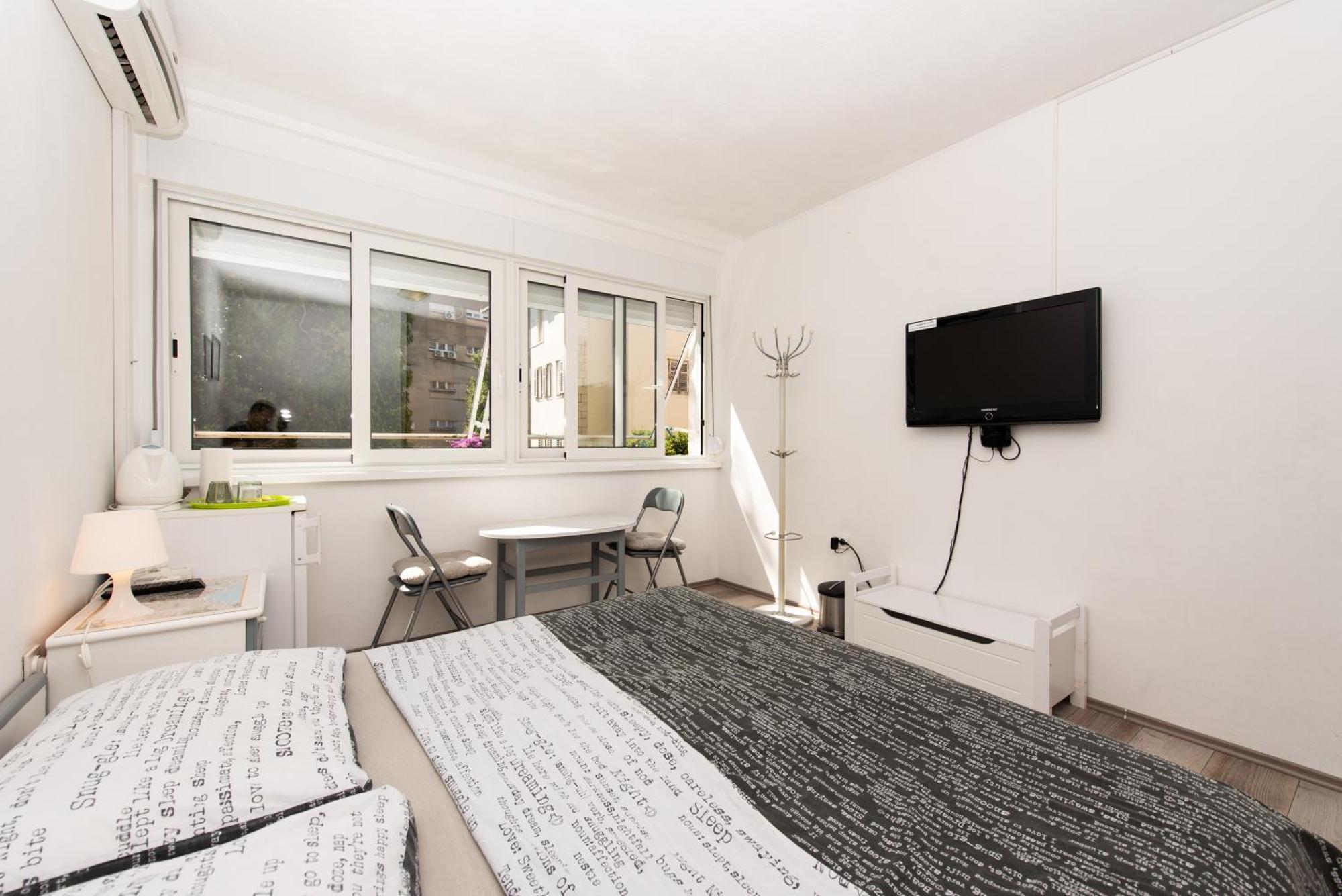 Laghanini Apartments سبليت المظهر الخارجي الصورة